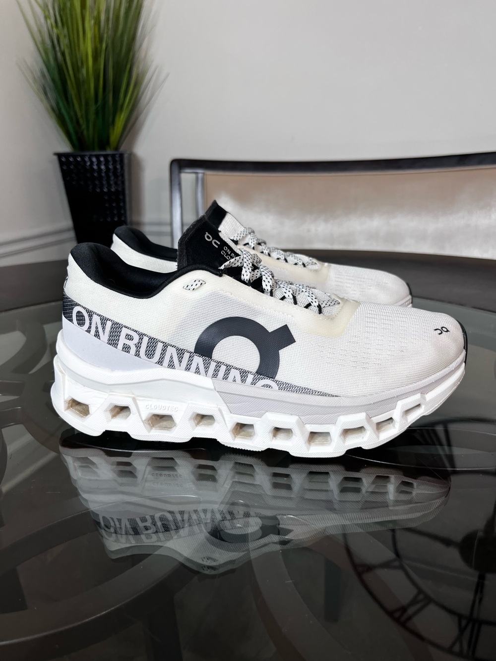 ON Cloudmonster 2 White Frost Womens Sz 9.5
